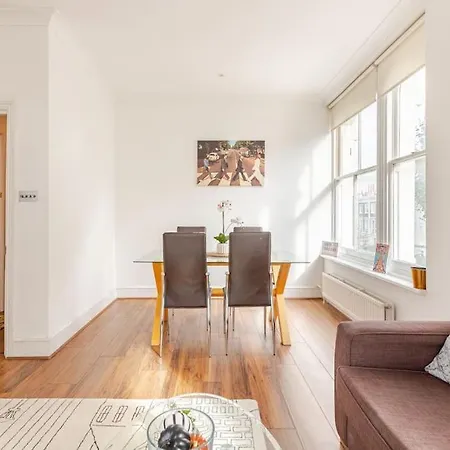 2 Bedroom Flat In St Johns Wood Londres Extérieur photo